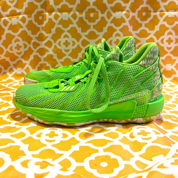 Size 9.5 Adidas Dame 7 Green and White Basketball 🏀 Hightops - Picture 4 of 8